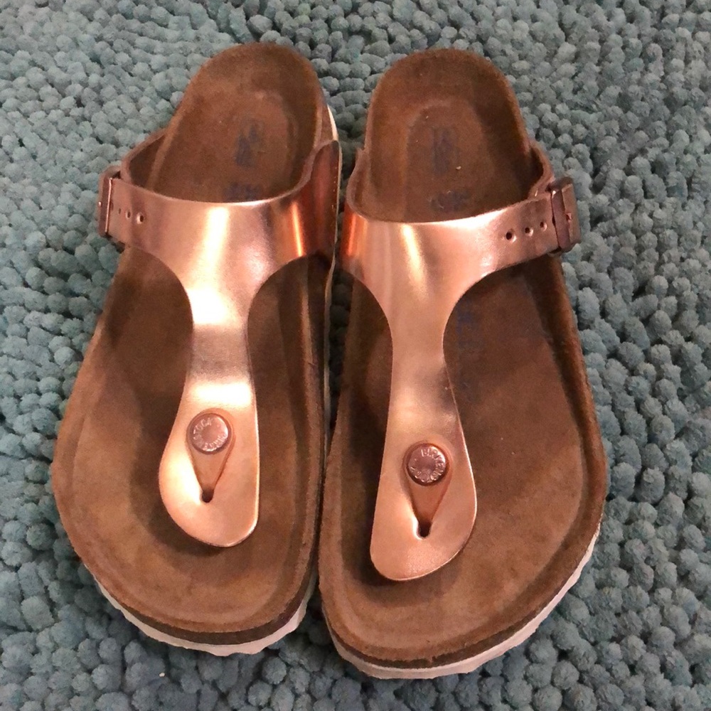 Women’s Birkenstock Gizeh T-Strap Rosegold